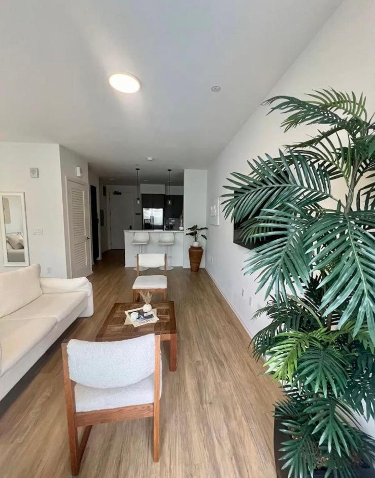 Apartamento Stylish Downtown Views & Amenities