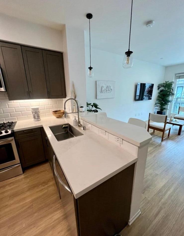Apartamento Stylish Downtown Views & Amenities *